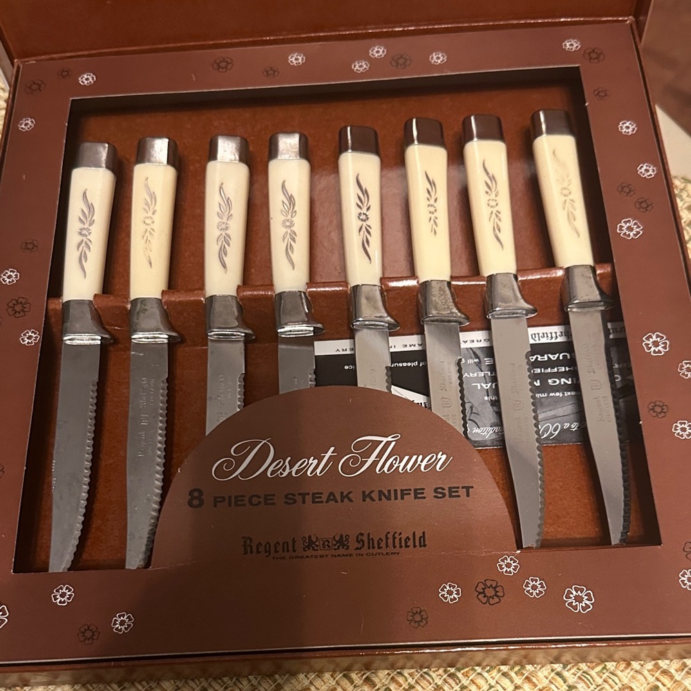 Regent Sheffield Desert Flower Steak Knife Set